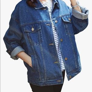 Brand: SHAREWIN 
Size: Medium
Color: Dark Wash Blue